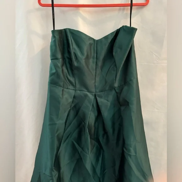 Alfred Sung Strapless Satin High Low Gown Hunter Green Size 18 - Picture 2 of 6